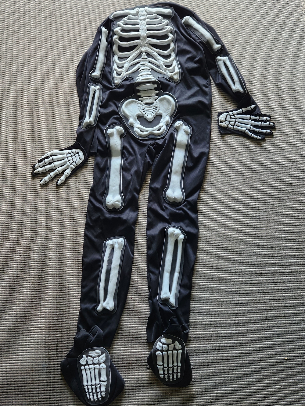 Fun World Kids 3D Skeleton Costume Jumpsuit Molded EVA Bones Medium 12-14